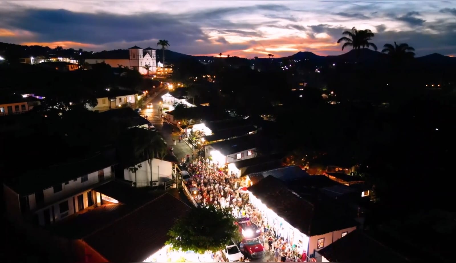 Rua do Lazer à noite