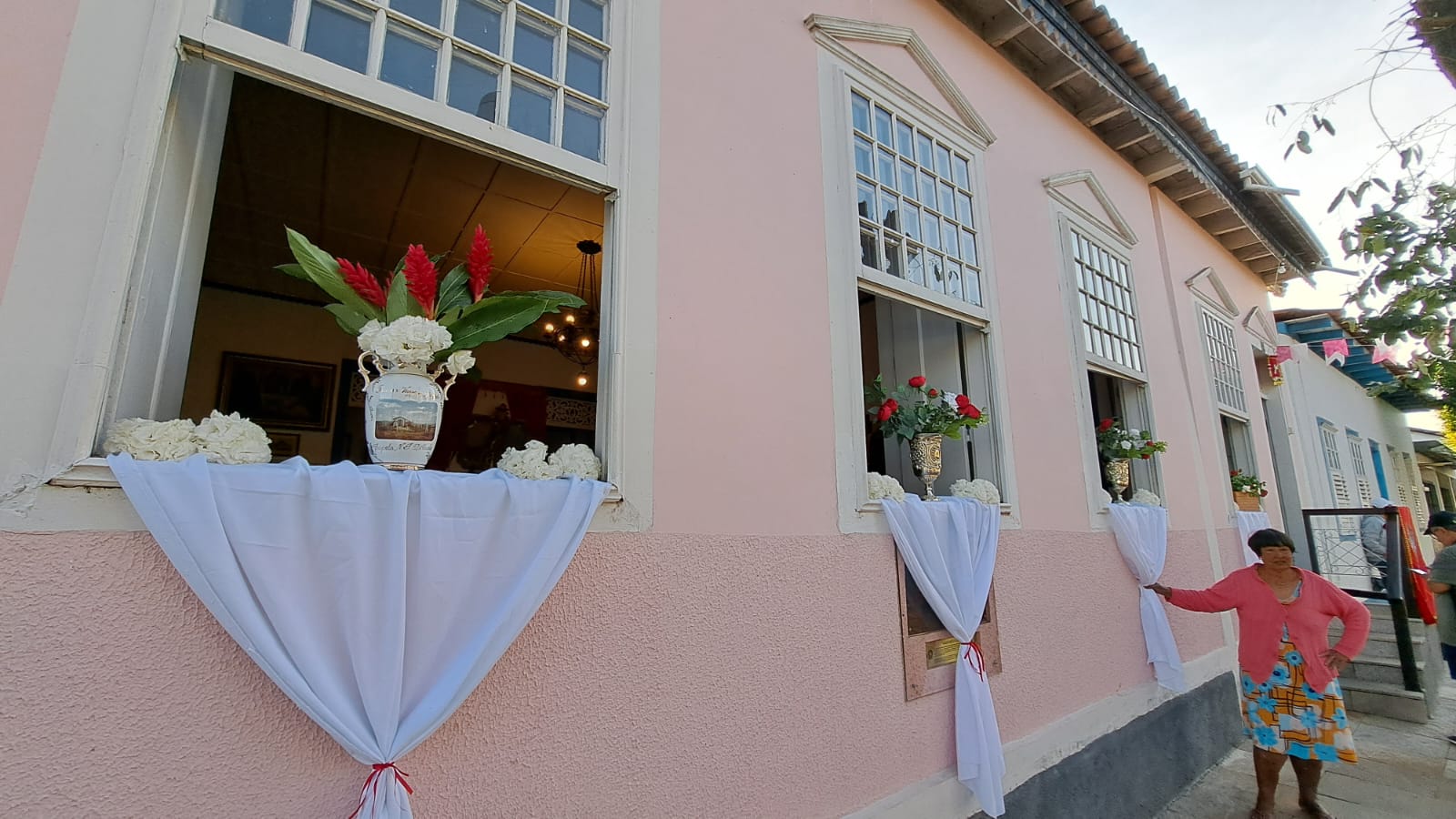 Casarões coloniais em festa